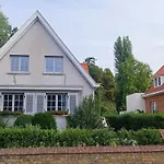 Hidden Gem Centre Of Bruges Free Parking